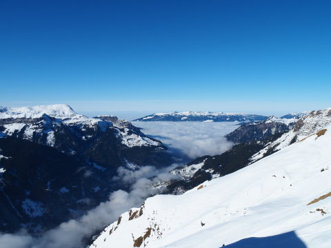 a völgyben felhős idő volt