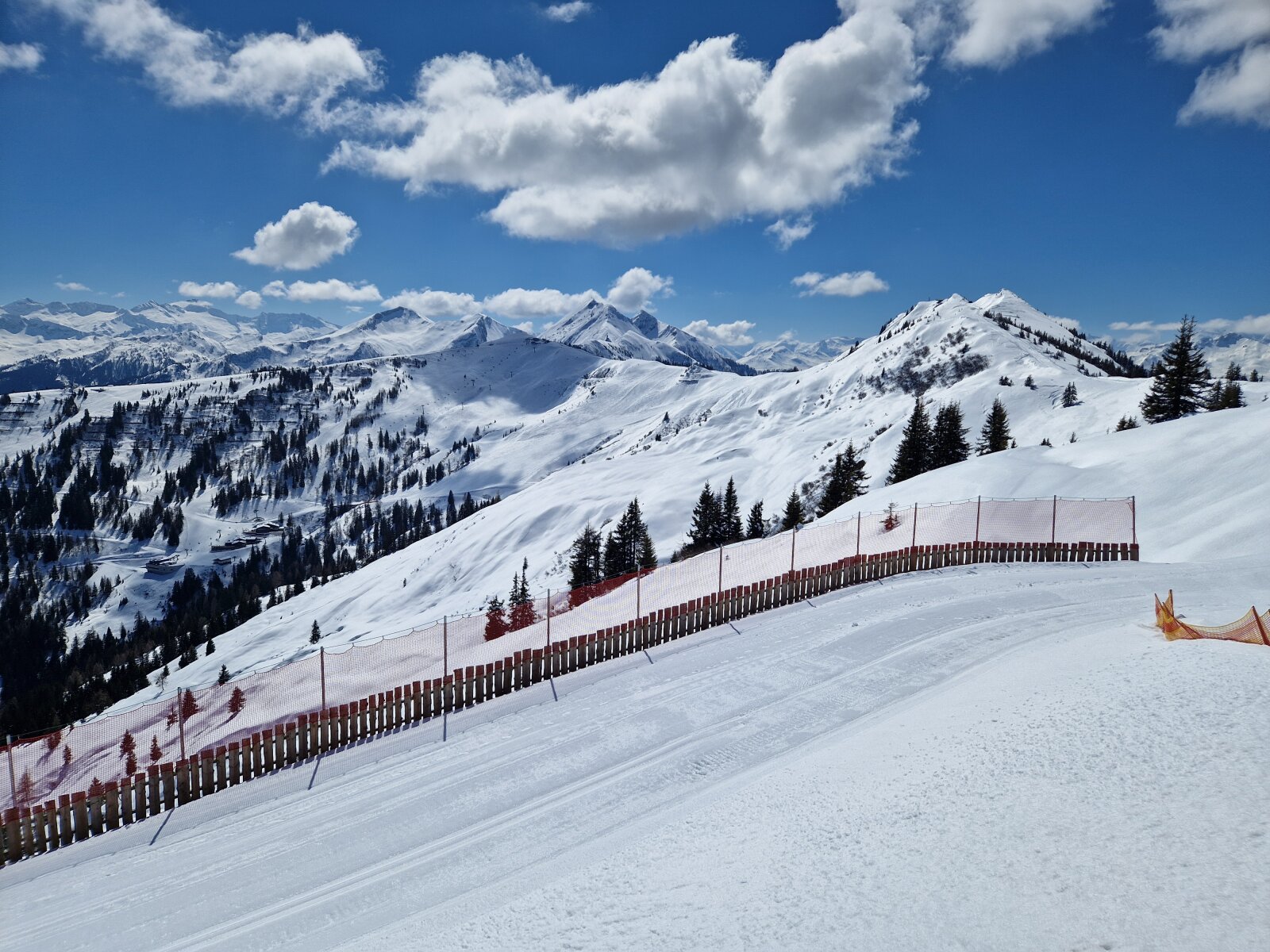 Áprilisi síelés Grossarltalban