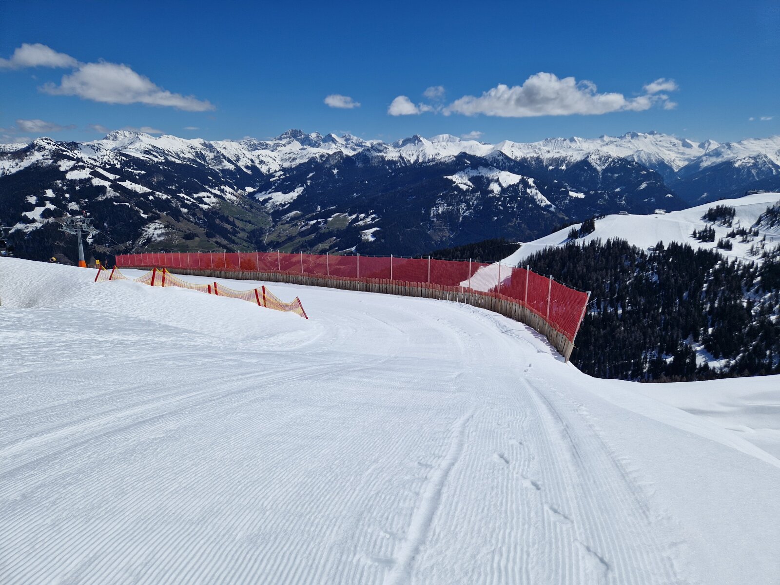 Áprilisi síelés Grossarltalban