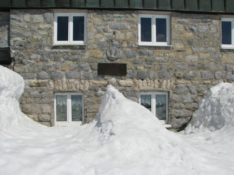 Pedig már majdnem május van!