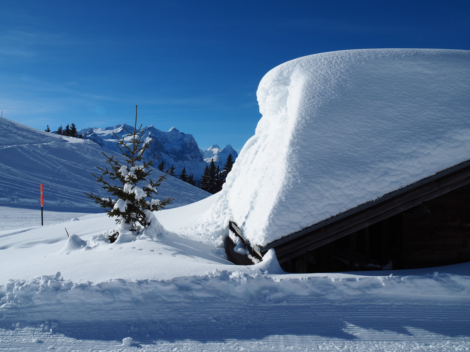 lejjebb 1800 méteren ennyi hó volt