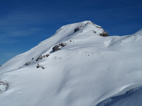 fehér kék színnel kombinálva