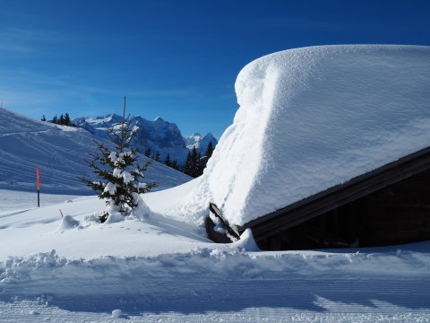 lejjebb 1800 méteren ennyi hó volt