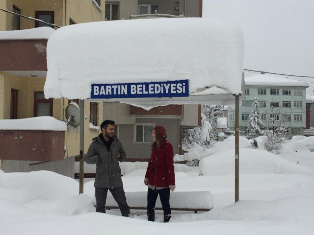 Buszmegálló a tengerparti Bartinban -  Fotó: Ayhan Acar DHA