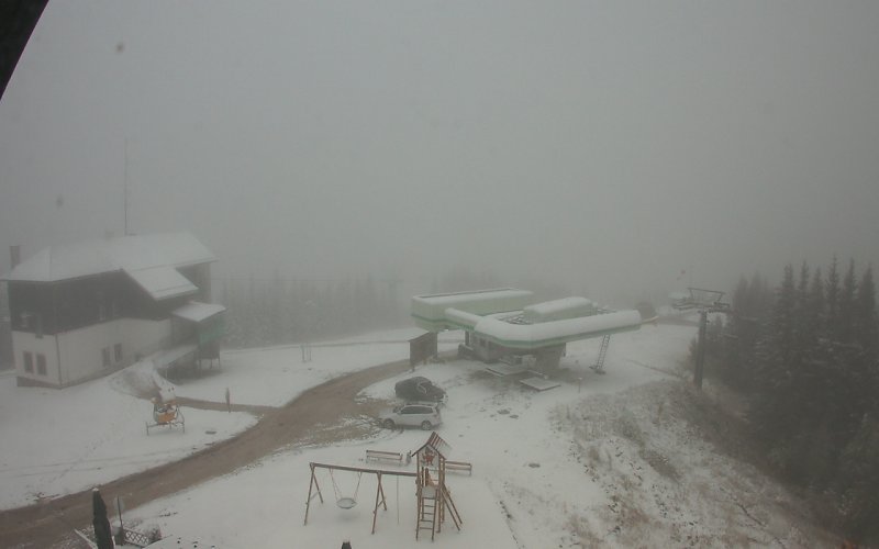 Mariazell is fehéredik - Fotó: webkamera - Kattints a képre a nagyításhoz