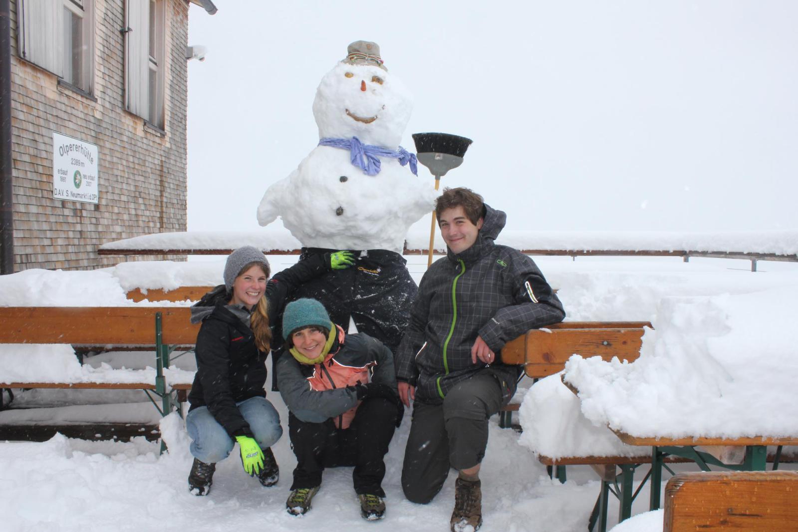 A szezon első hóembere? Olpererhütte (2389 m) - Zillertal - Tirol
