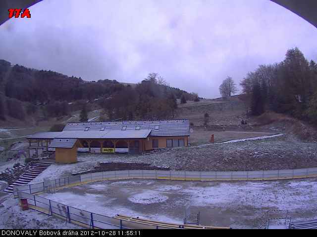 Donovaly, már havasak a háztetők - Kattints a képre a nagyításhoz