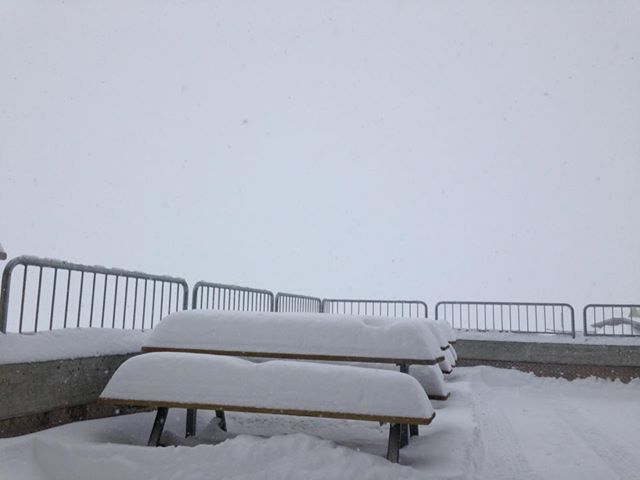 Hintertux - 35 cm hó ma reggelre - Kattints a képre a nagyításhoz