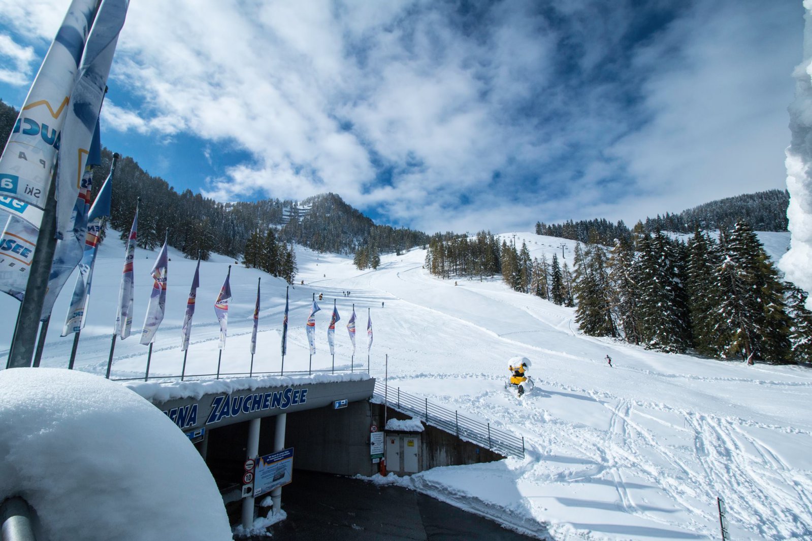 Sítúrázók Zauchensee hegyoldalában