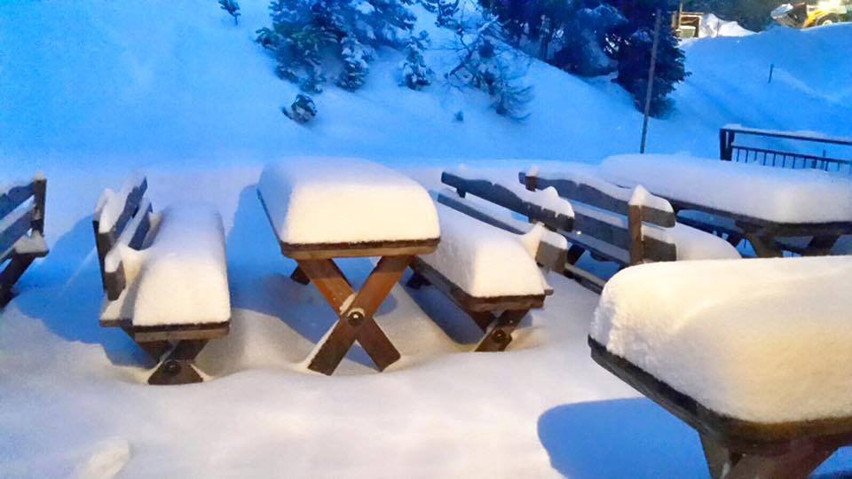 Planneralm tegnap este, A