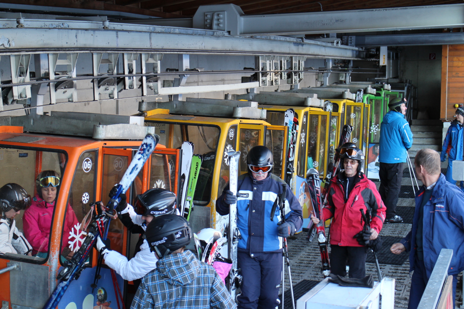 Beszállás a Tunnelbahnba