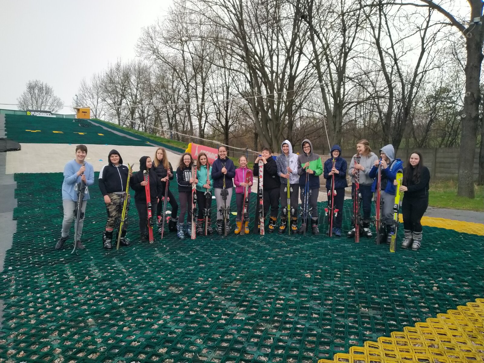 Yeti Sí Síiskola - Szeged