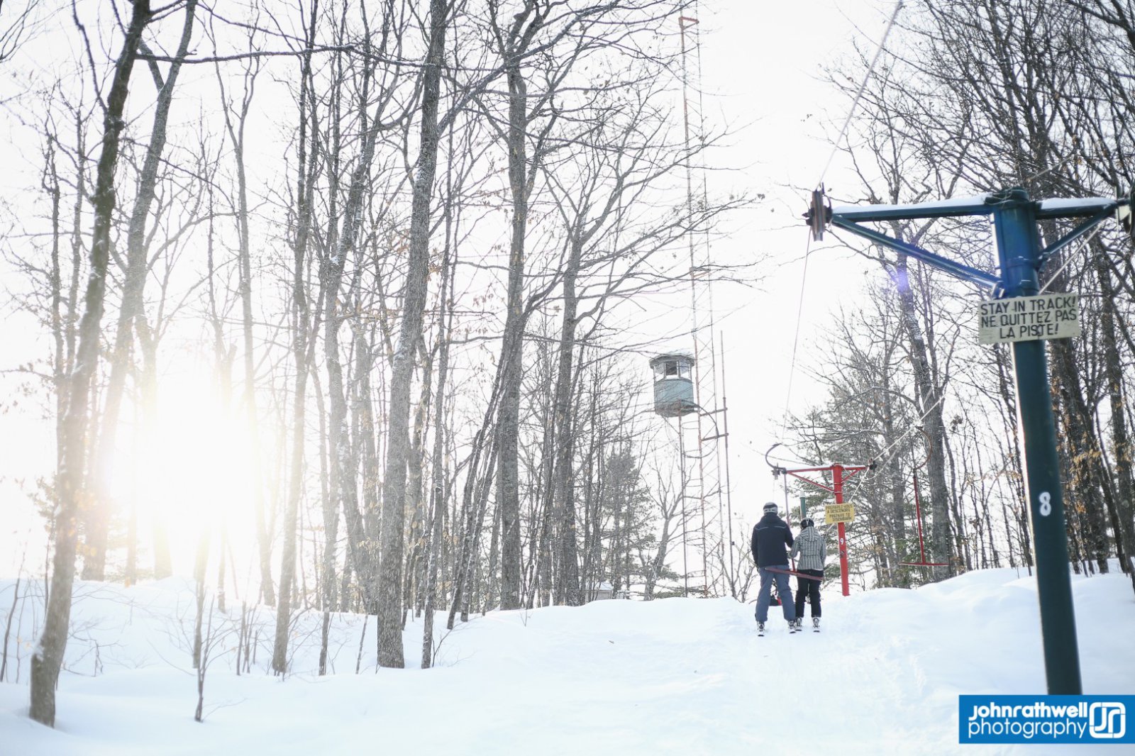 Nincs nyitvtartási idő, ameddig a vendég tart - Fotó: John Rathwell Photography