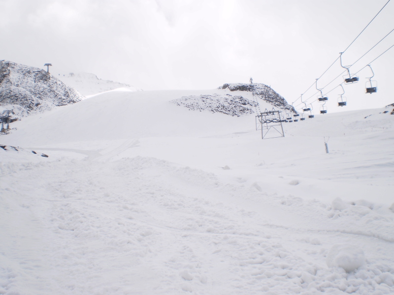 Távolban a Gletscherbus3