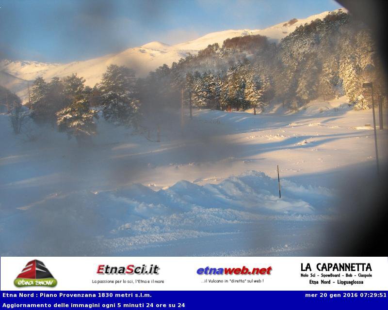 Etna északi oldala, 1830 méteren, webkamera kép ma reggel