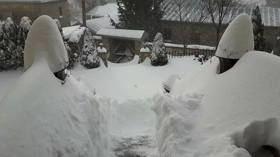 Nymfaio település (1350 m) (Kép: www.forecastweather.gr)