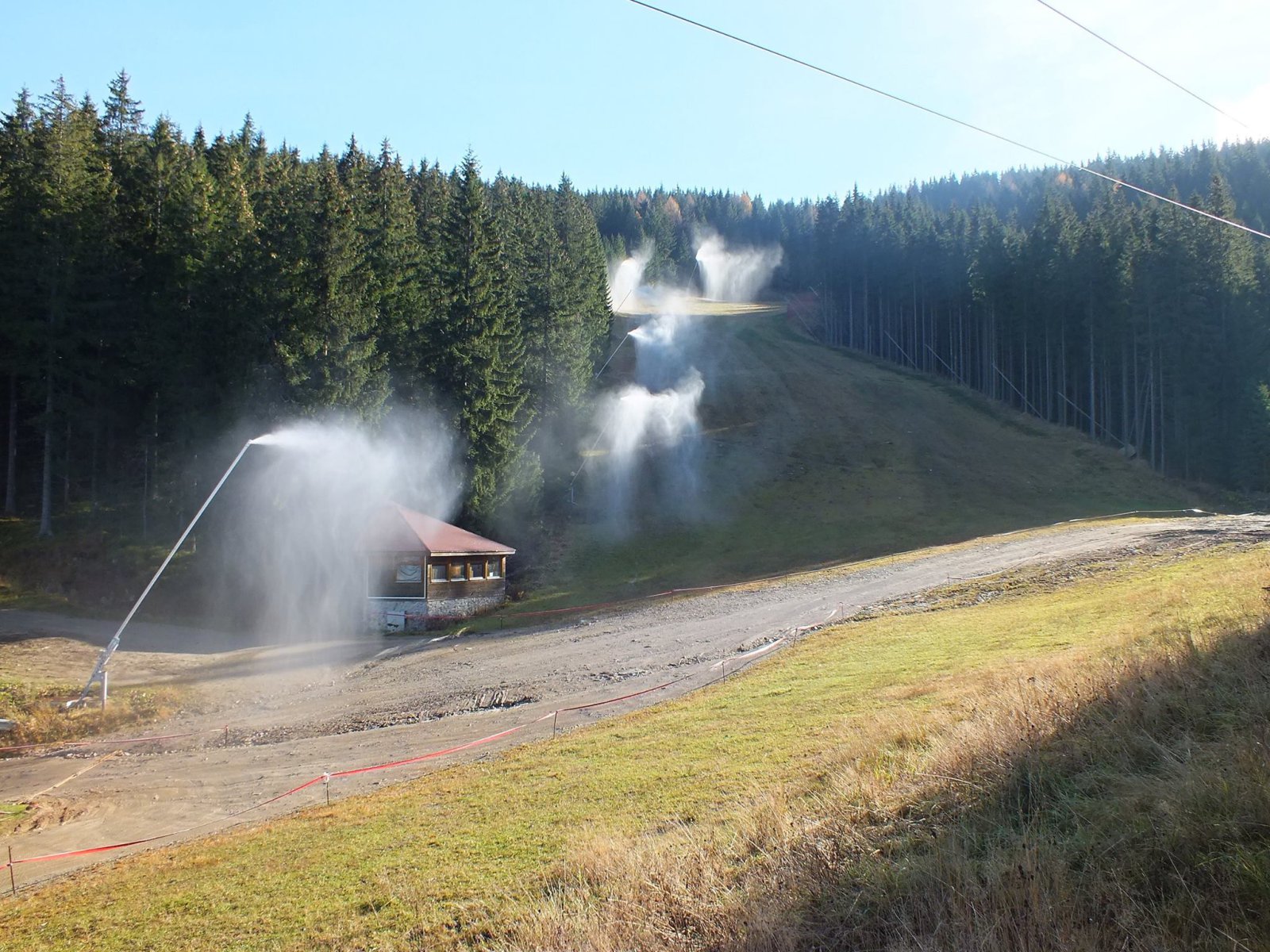 Beindultak a hóágyúk a múlt hétvégén