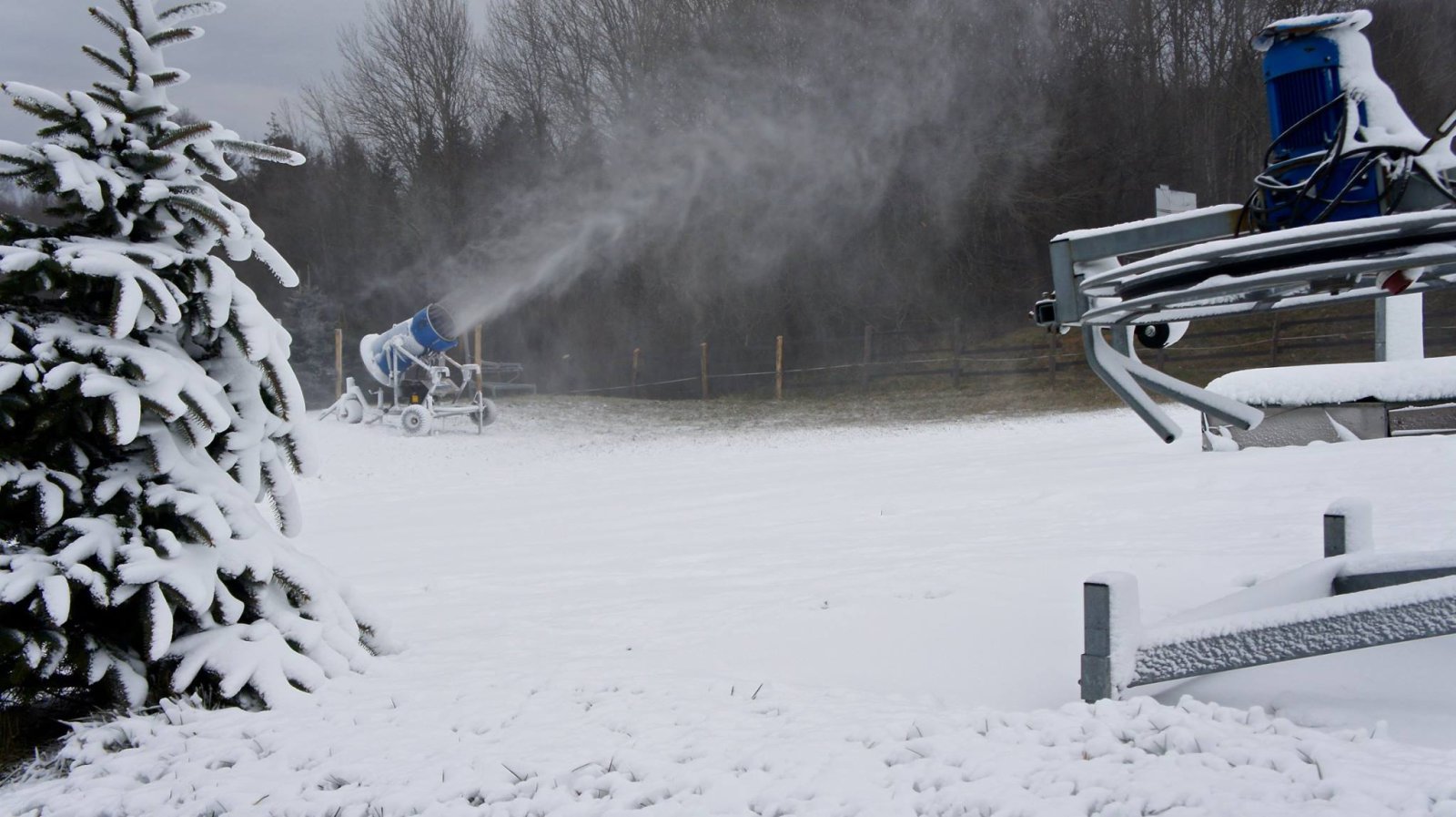 Hóágyúzás ma reggel (Kép: Mátraszentistváni Sípark)