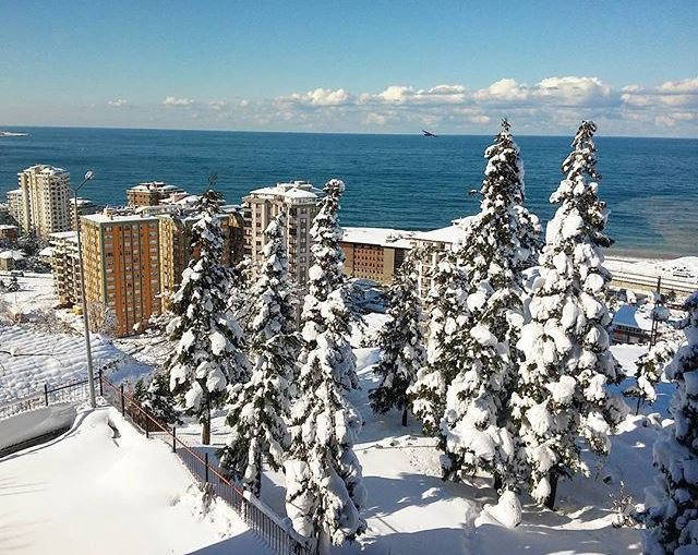 Havas tengerpart  (Kép: rizevizyon.com)