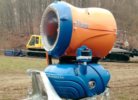 Az új hóágyú tesztelésre