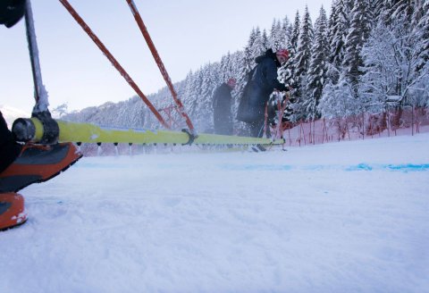 Nagy nyomással injekciózzák be a vizet