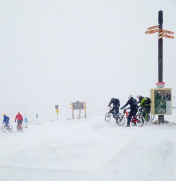 Kicking Horse Mountain, Kanada: 56 cm 24 óra alatt. Lesz az Alpokban is ennyi?
