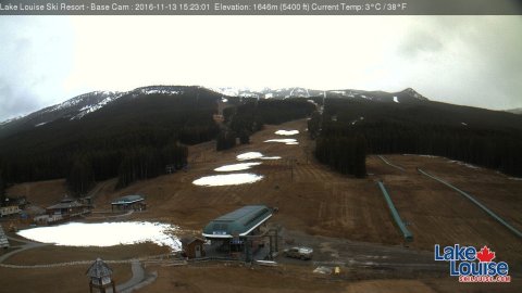Lake Louise webkamera 1649 méteren. A célba 1690 méteren érkeznek a versenyzők.