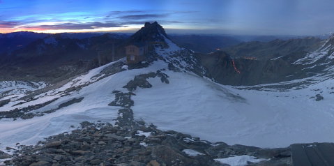 Webkamera képe tegnap délután 3200 méter magasságban