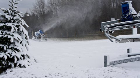 Hóágyúzás ma reggel (Kép: Mátraszentistváni Sípark)