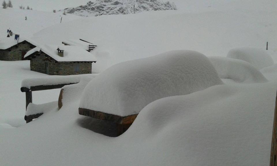 Cristina menedékház (2287 m) 40 cm friss hó, Olaszország, Valmalenco közelében