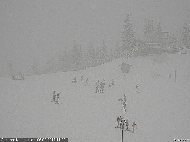 Gerlitzen webkamera: sűrű havazás napközben