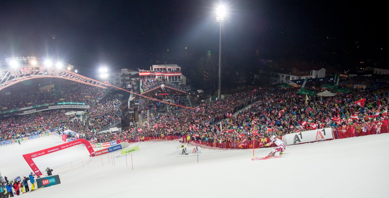 50 ezer néző a versenyen