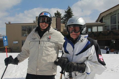 103 évesen a kép jobb oldalán (Kép Crystal Mountain / Facebook)