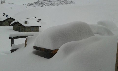 Cristina menedékház (2287 m) 40 cm friss hó, Olaszország, Valmalenco közelében