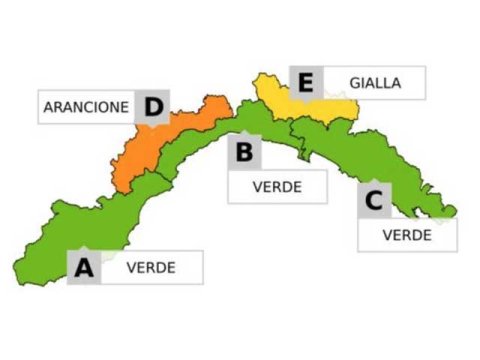 Linguria. hétfő esti riasztás a hóhelyzet miatt