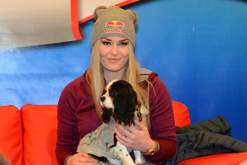 Lindsey Vonn a verseny színhelyén (Kép: Altenmarkt-Zauchensee / Facebook)