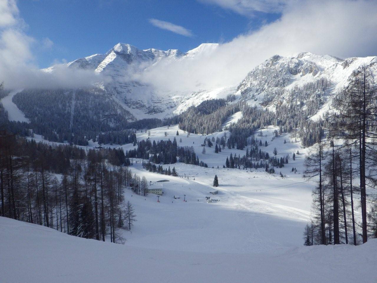 Friss hó esett a napokban