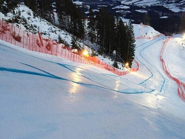 Jansrud kora reggeli képe a tükörjég pályáról