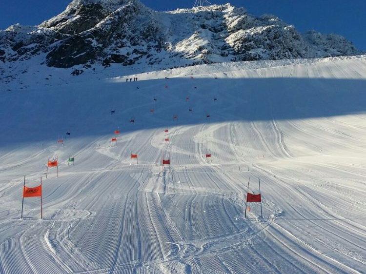 Az első nap reggelén ilyen volt a pálya