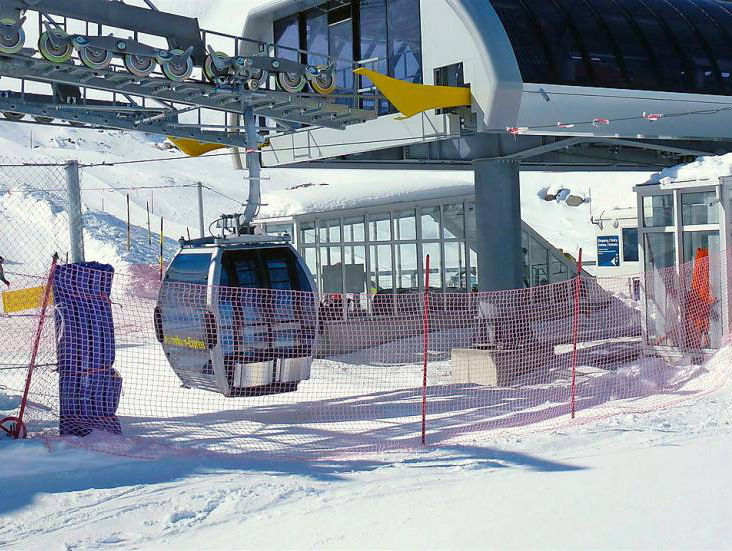 A védőhálót kicserélték a baleset után (Kép: www.blick.ch)