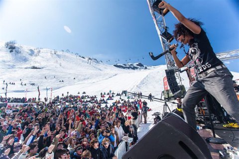 Shaka-Ponk-Rock-the-Pistes-c-Matthieu-Vitre-577x385.jpg