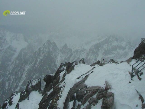 A csúcson van egy kis hó