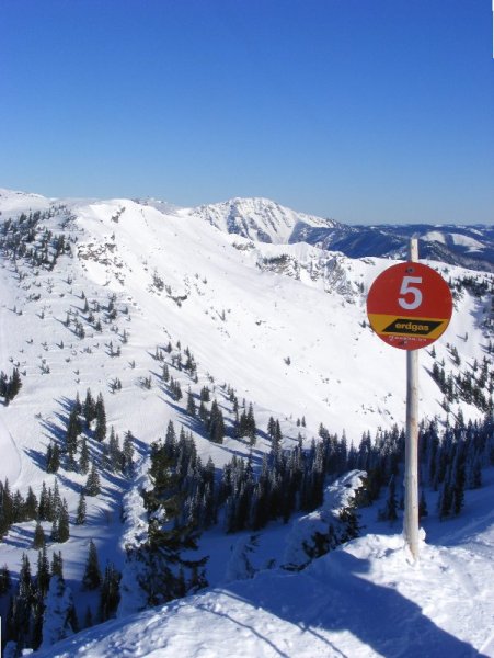 5-ös a Hasing piros pályája