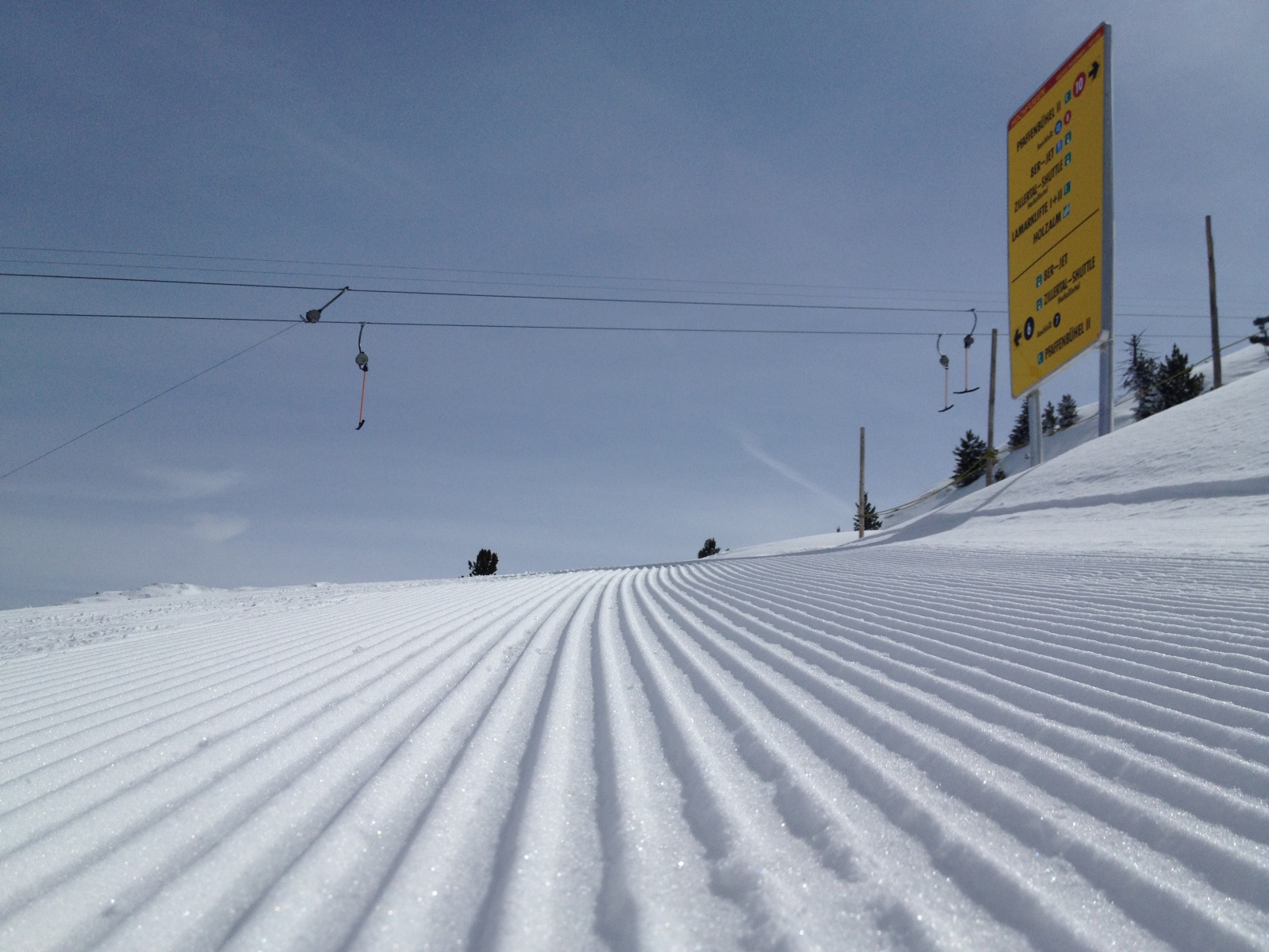Pfaffenbühel II csákányos felvonó tetejénél