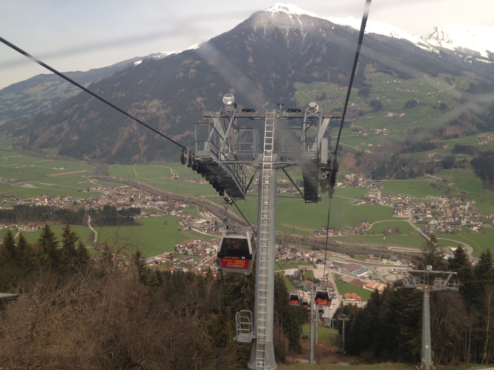 Lent a zöldelő völgy és Kaltenbach