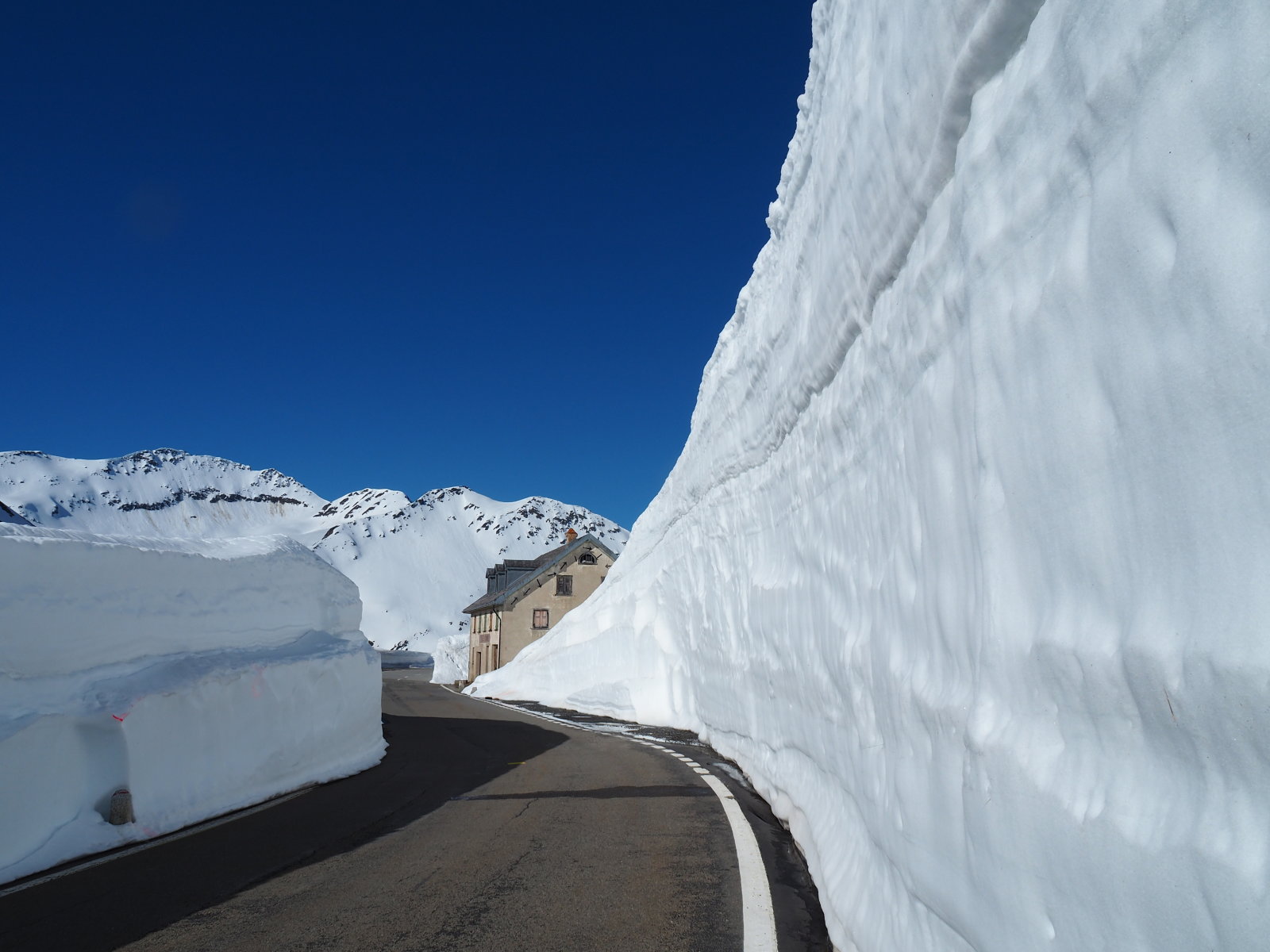 vajon milyen vastag itt a hó?