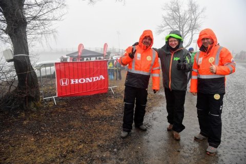 Klausmann Viktor, Fehér Gyula, Prof. Dr. Réthy István - Biztos háttéremberek!