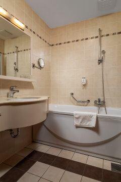 Fürdőkád / 2 ágyas szoba