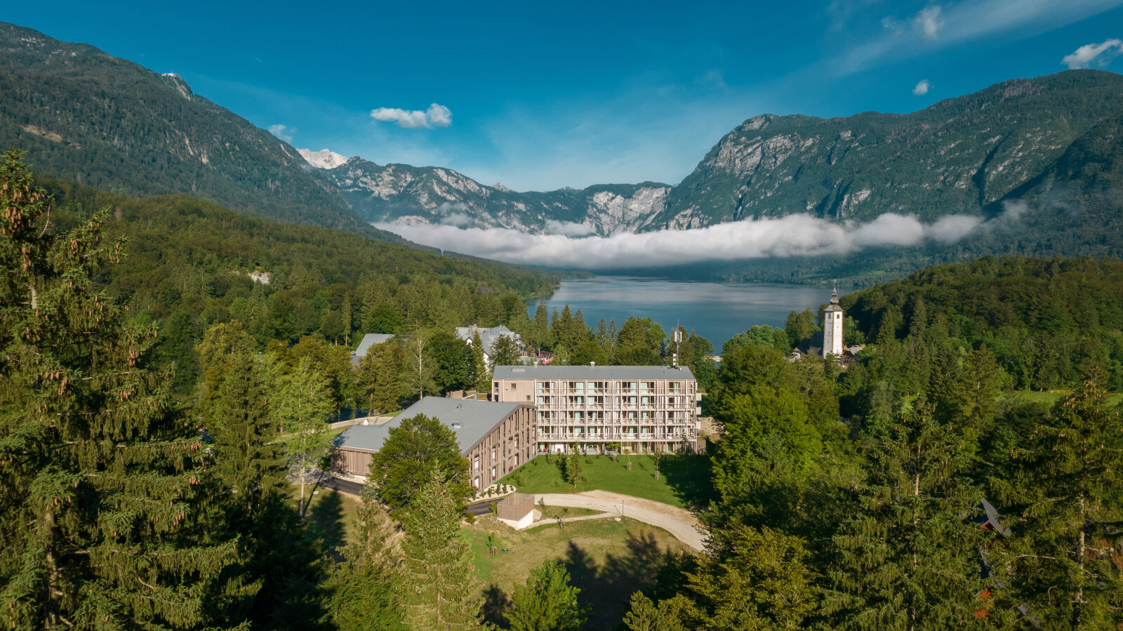 Hotel-Bohinj-d01-foto-RozleBregar.jpg