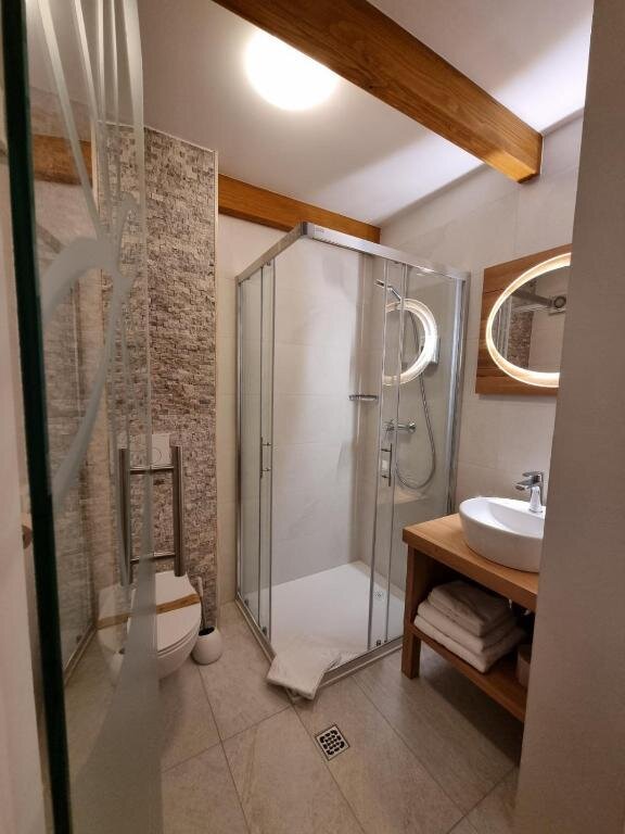 Economy franciaágyas szoba